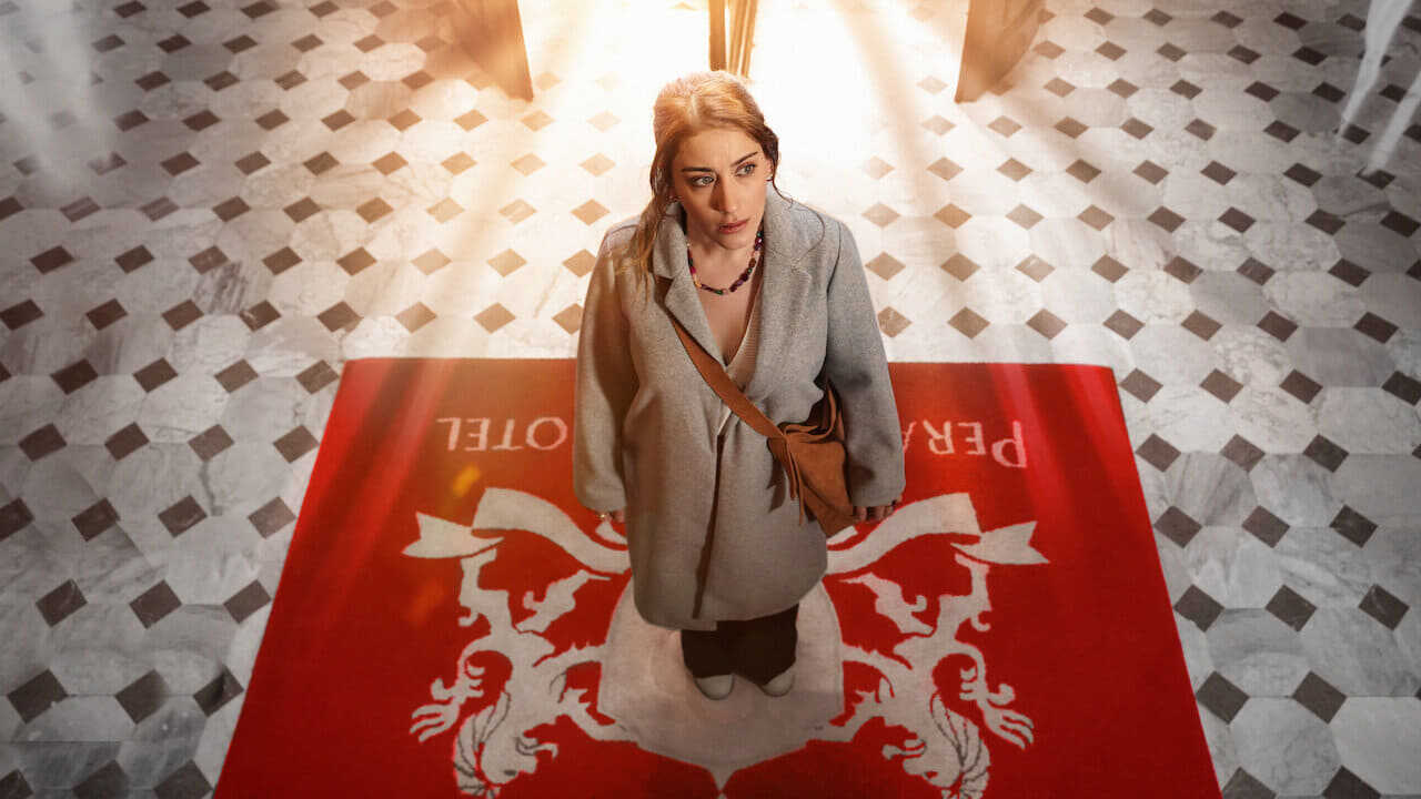 ES| Midnight at the Pera Palace 1