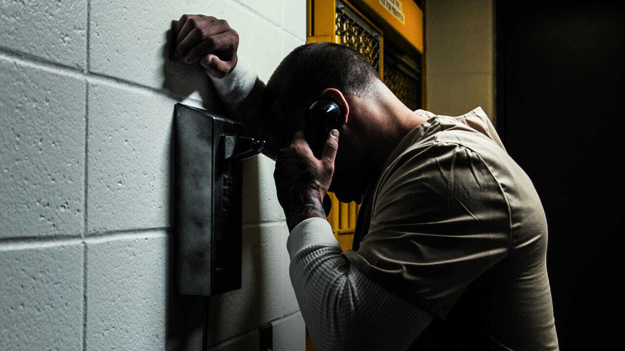 ES| Killer Inside: The Mind of Aaron Hernandez 2