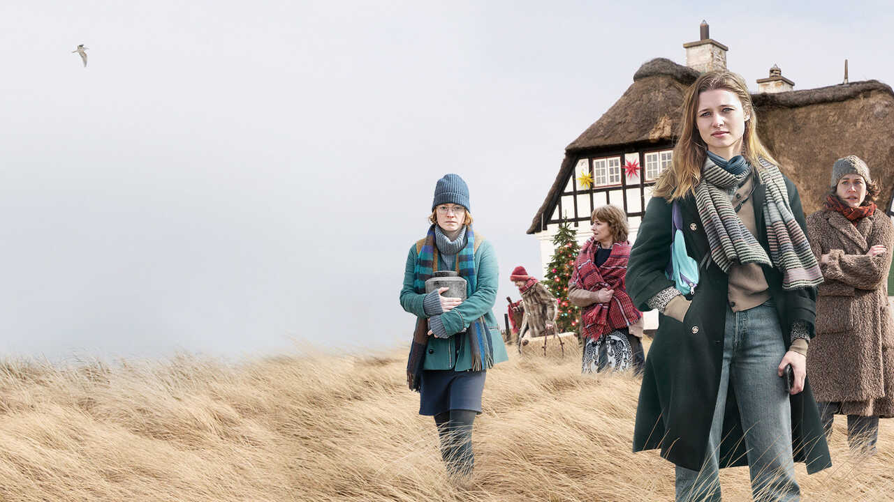 EN - Holiday Secrets [MULTI-SUB-AUDIO] 0