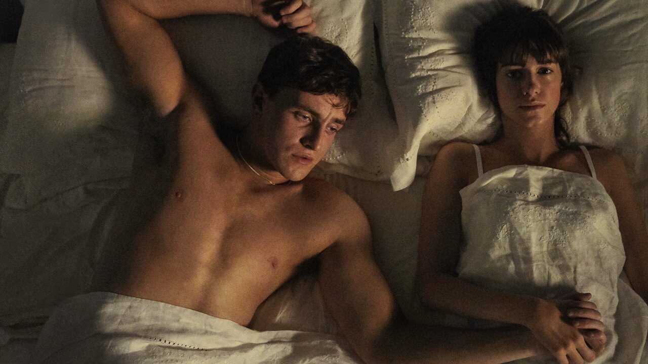 AL - Normal People (2020) 1