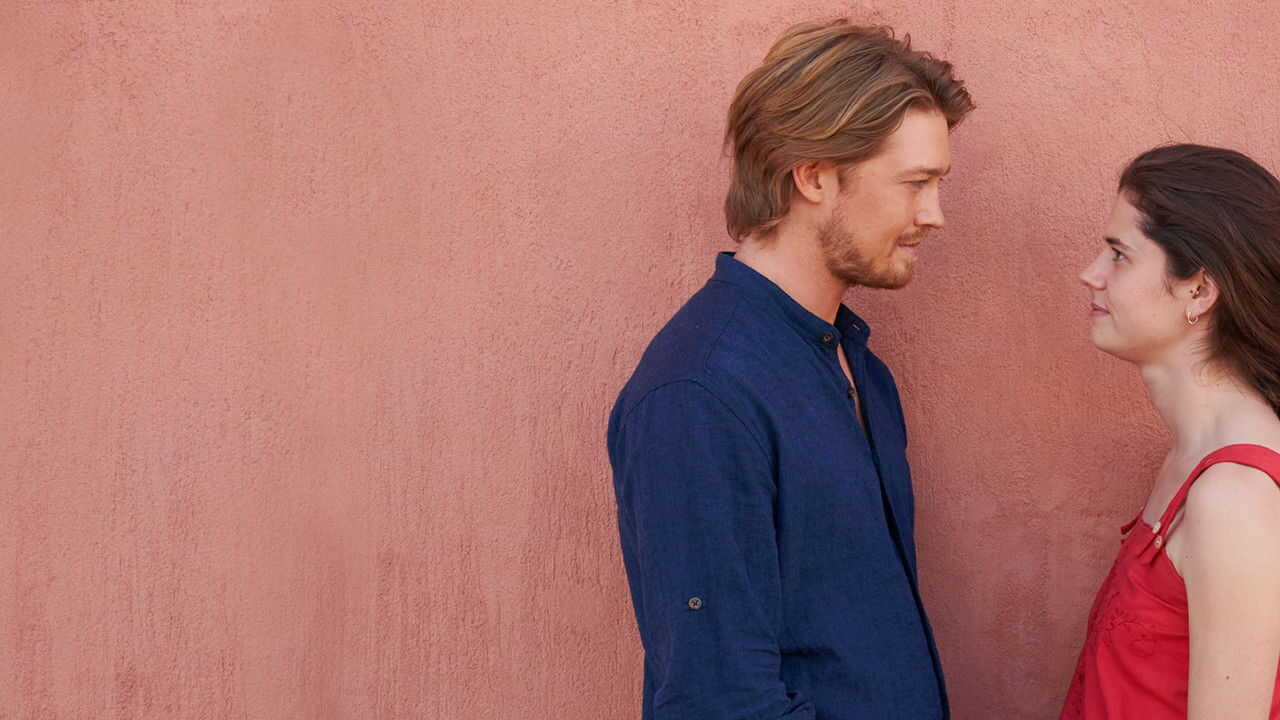 AR| Conversations with Friends 2